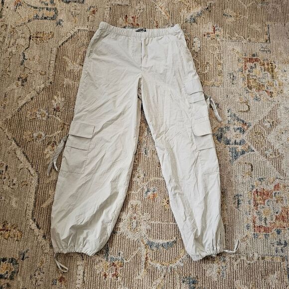 Zara Cream Color Cargo Parachute Pants Size Medium With 30 Inch Inseam - Picture 1 of 8